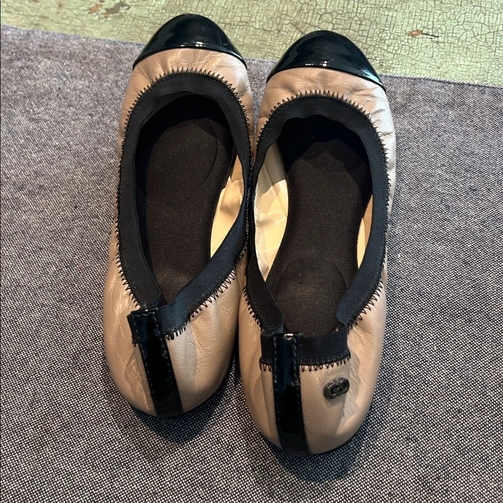 Cole Haan Leather Ballet Flats Black Cap Toe Size 8B Comfort Slip-On